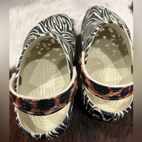 Crocs classic Animal Remix sz Women’s 7 - Picture 5 of 7